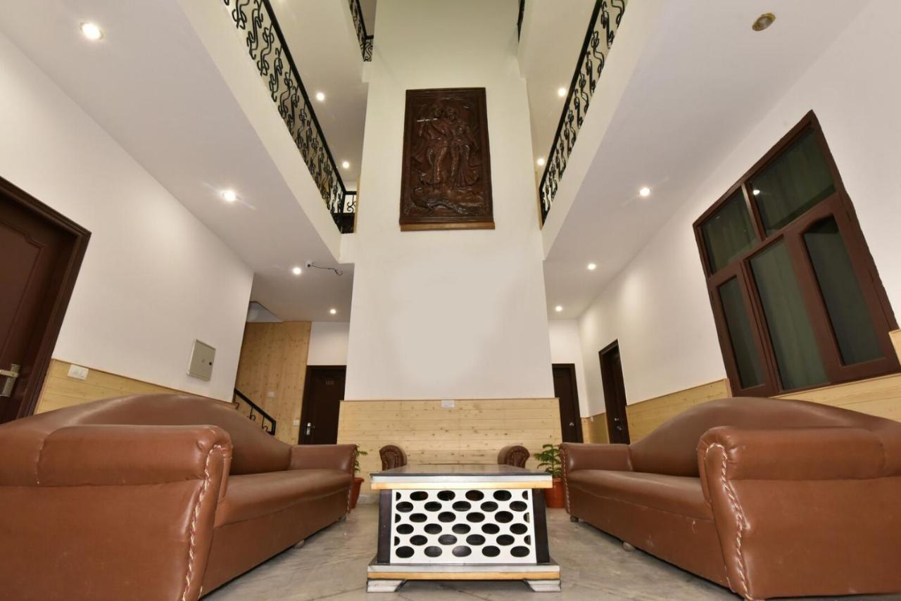 Dlx Stay In Naddi Dharamshala Ngoại thất bức ảnh