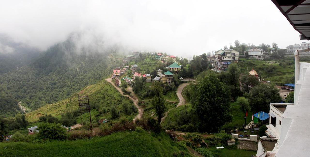 Dlx Stay In Naddi Dharamshala Ngoại thất bức ảnh