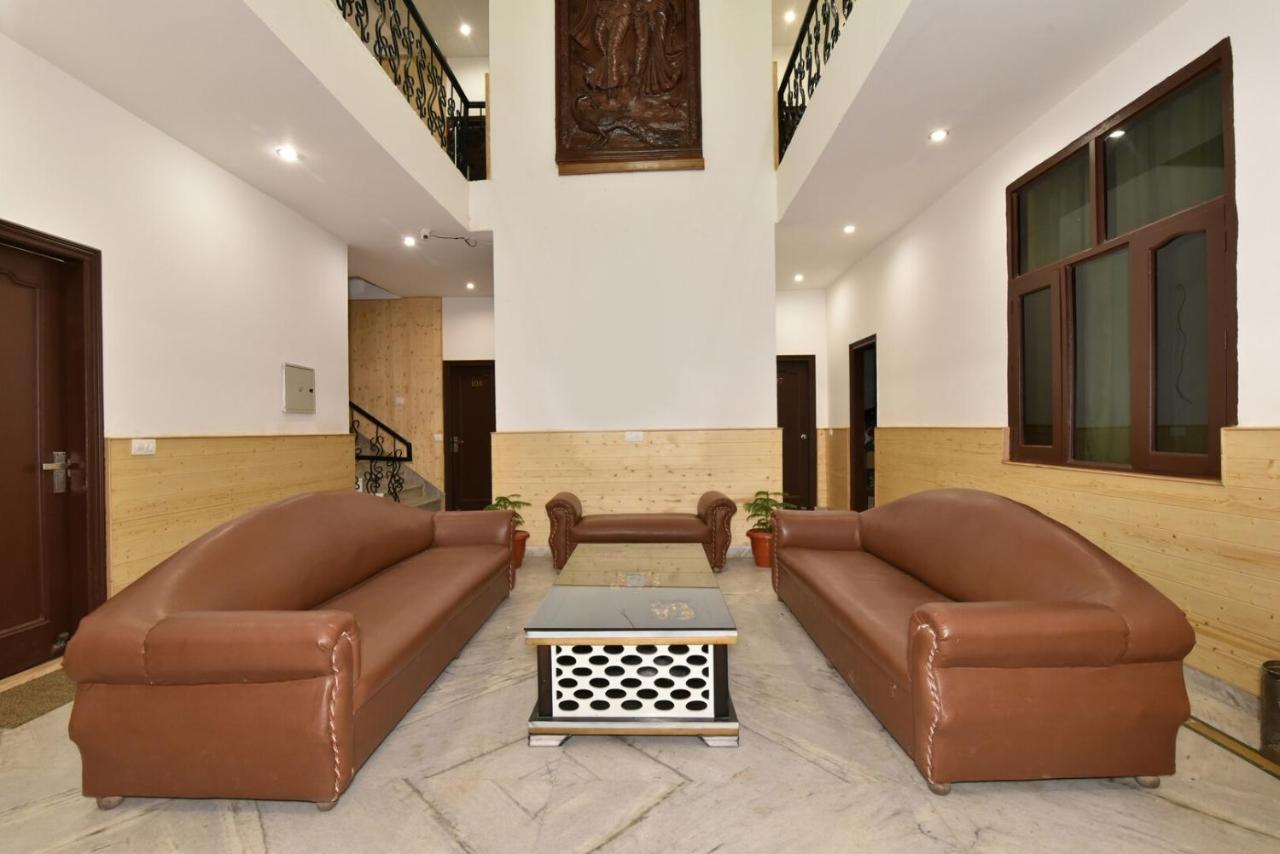 Dlx Stay In Naddi Dharamshala Ngoại thất bức ảnh